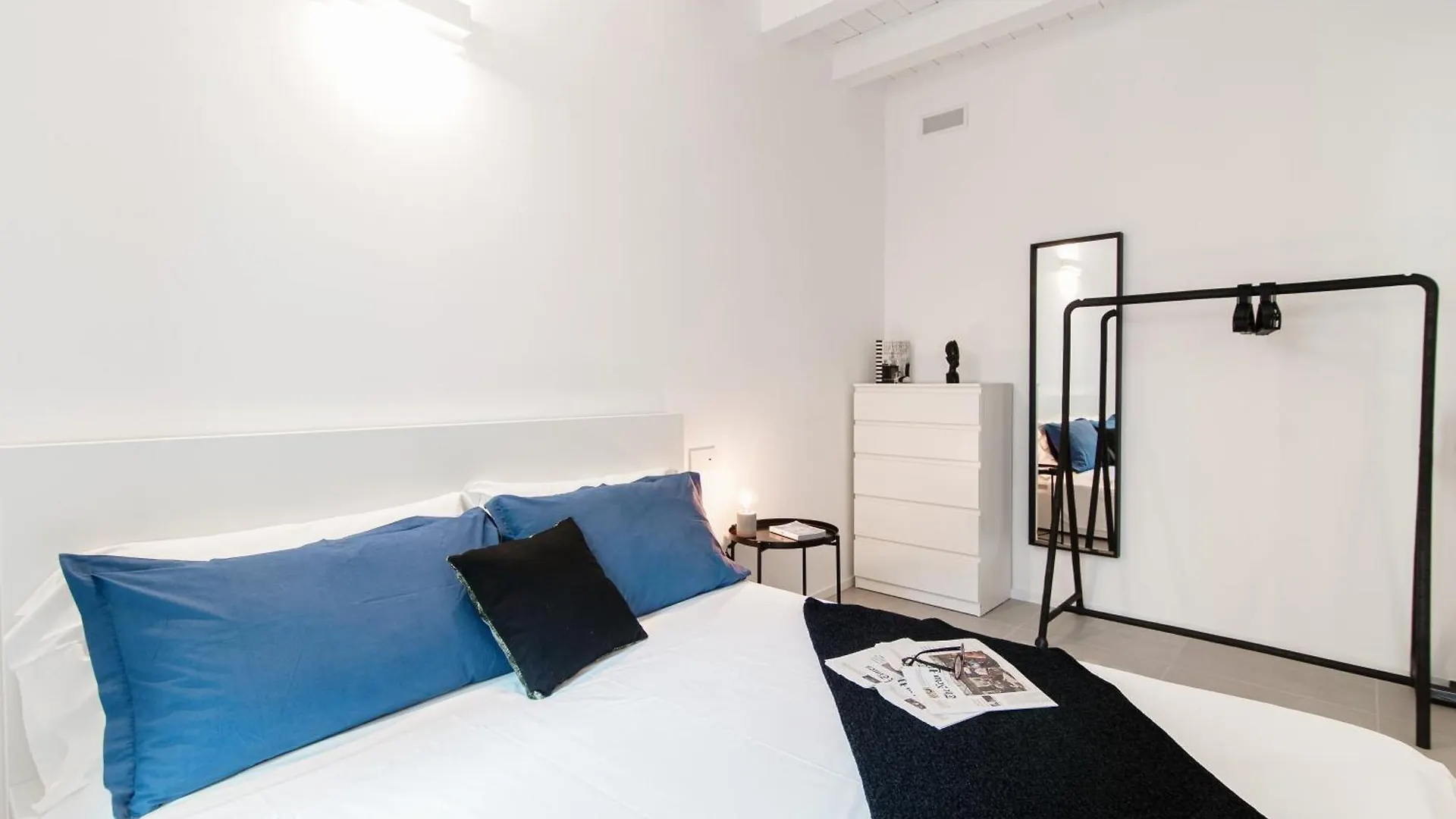 Suite Joivy Lake 11 Como